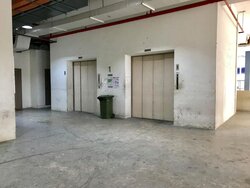 Hola Centre (D14), Factory #456416171